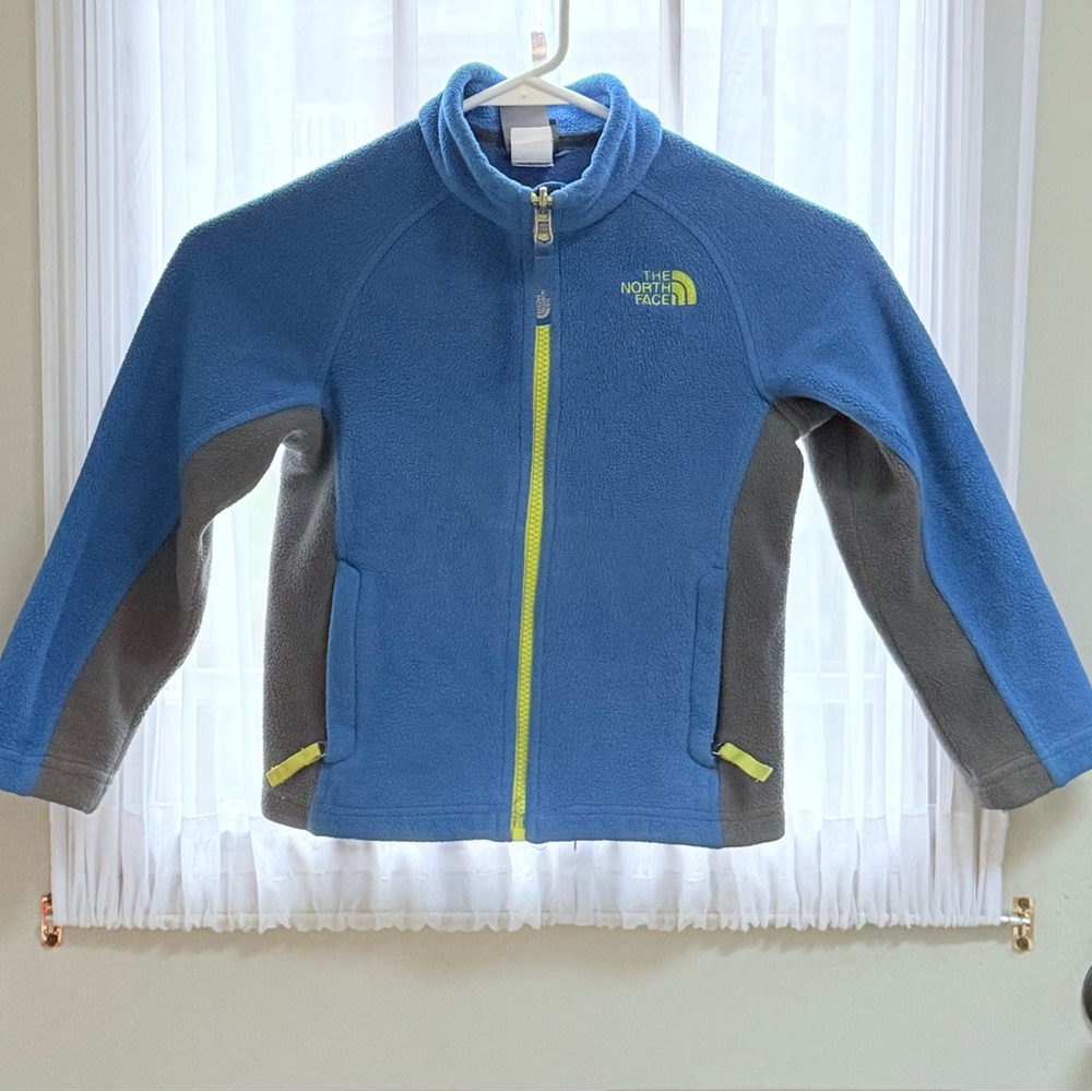 Boys The North Face zip up fleece